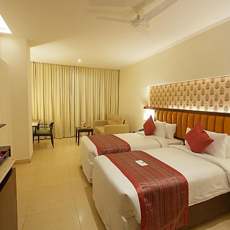 Grand Continent Secunderabad A Sarovar Portico Affiliate Hotel Εξωτερικό φωτογραφία